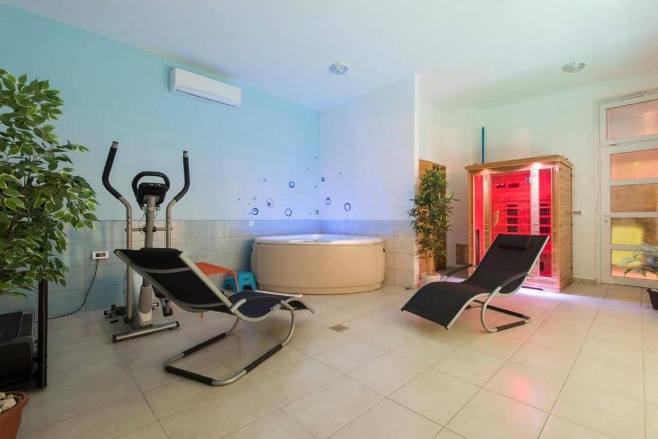 Apartments Villa Ema Zadar Bagian luar foto
