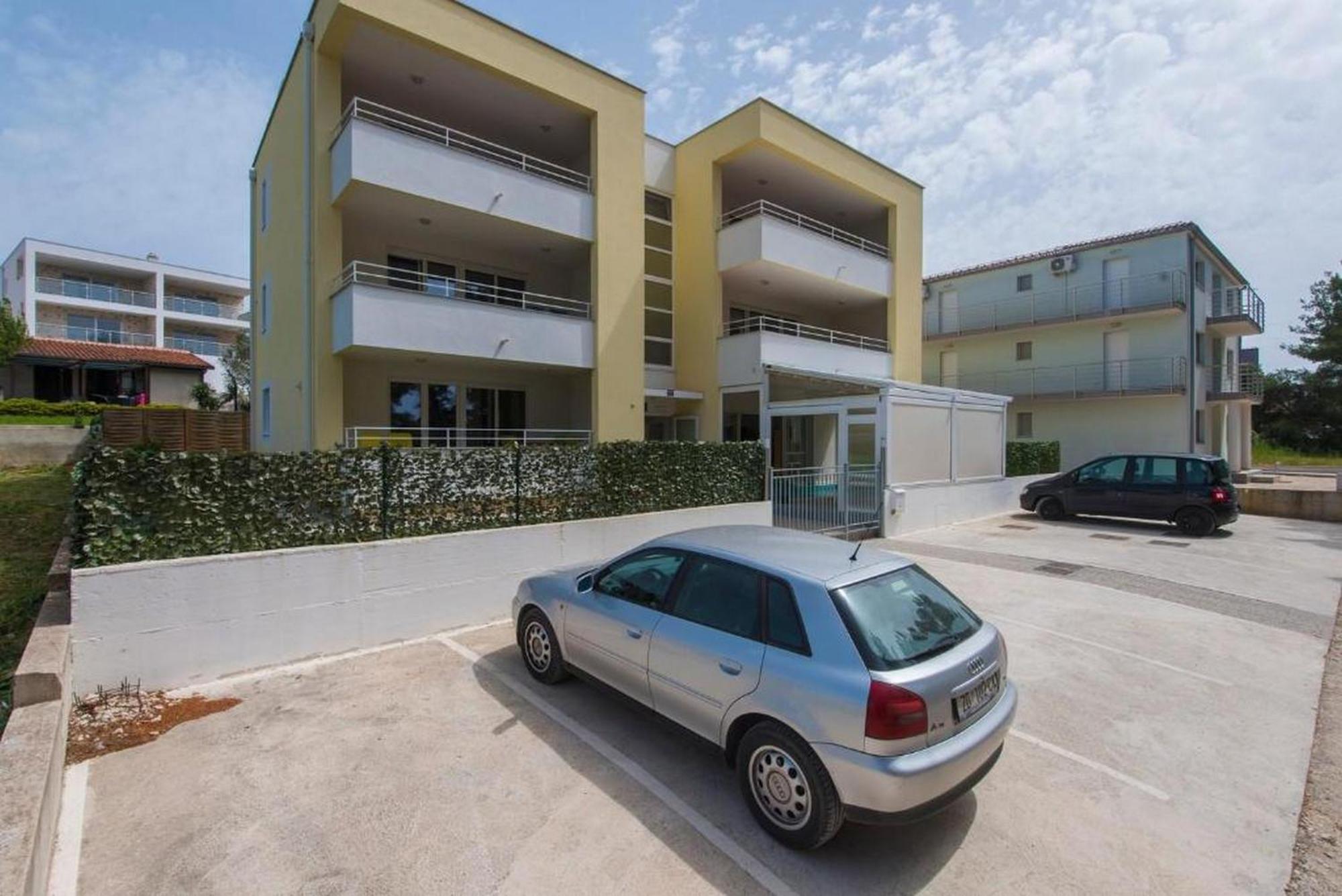 Apartments Villa Ema Zadar Bagian luar foto