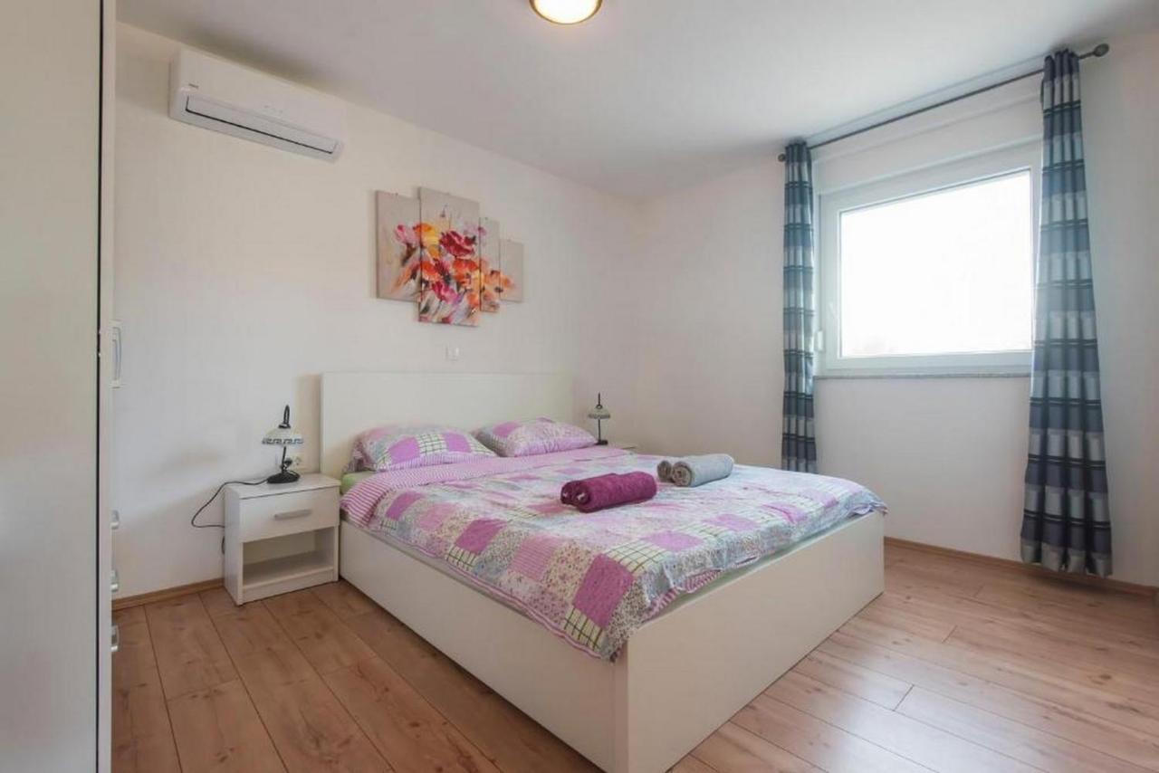 Apartments Villa Ema Zadar Bagian luar foto