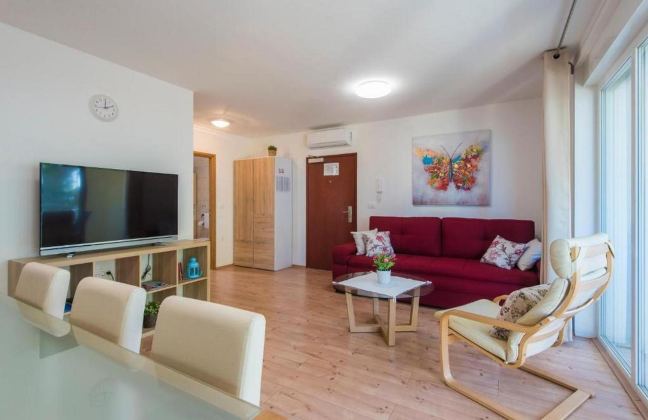 Apartments Villa Ema Zadar Bagian luar foto